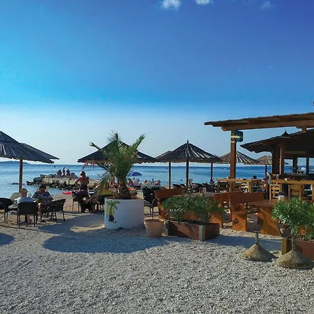 1 Bedroom Lovely In Barbariga